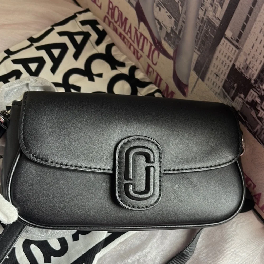 Marc Jacobs Black Crossbody Bag - Picture 9 of 16